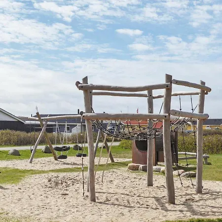 8 Person Holiday In Harbo Re هاربور
