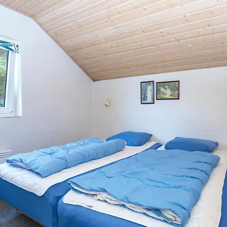 8 Person Holiday In Harbo Re هاربور