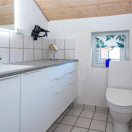 بيت للعطل 8 Person Holiday In Harbo Re هاربور